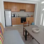 Апартаменты Kostas 2 *